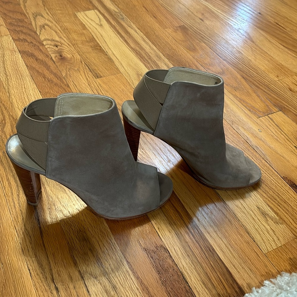 Stuart Weitzman Shoes